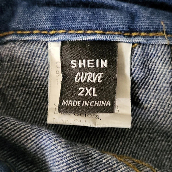 Shein Curve "Plus Size" Jeans (Size 2XL) - Picture 7 of 8